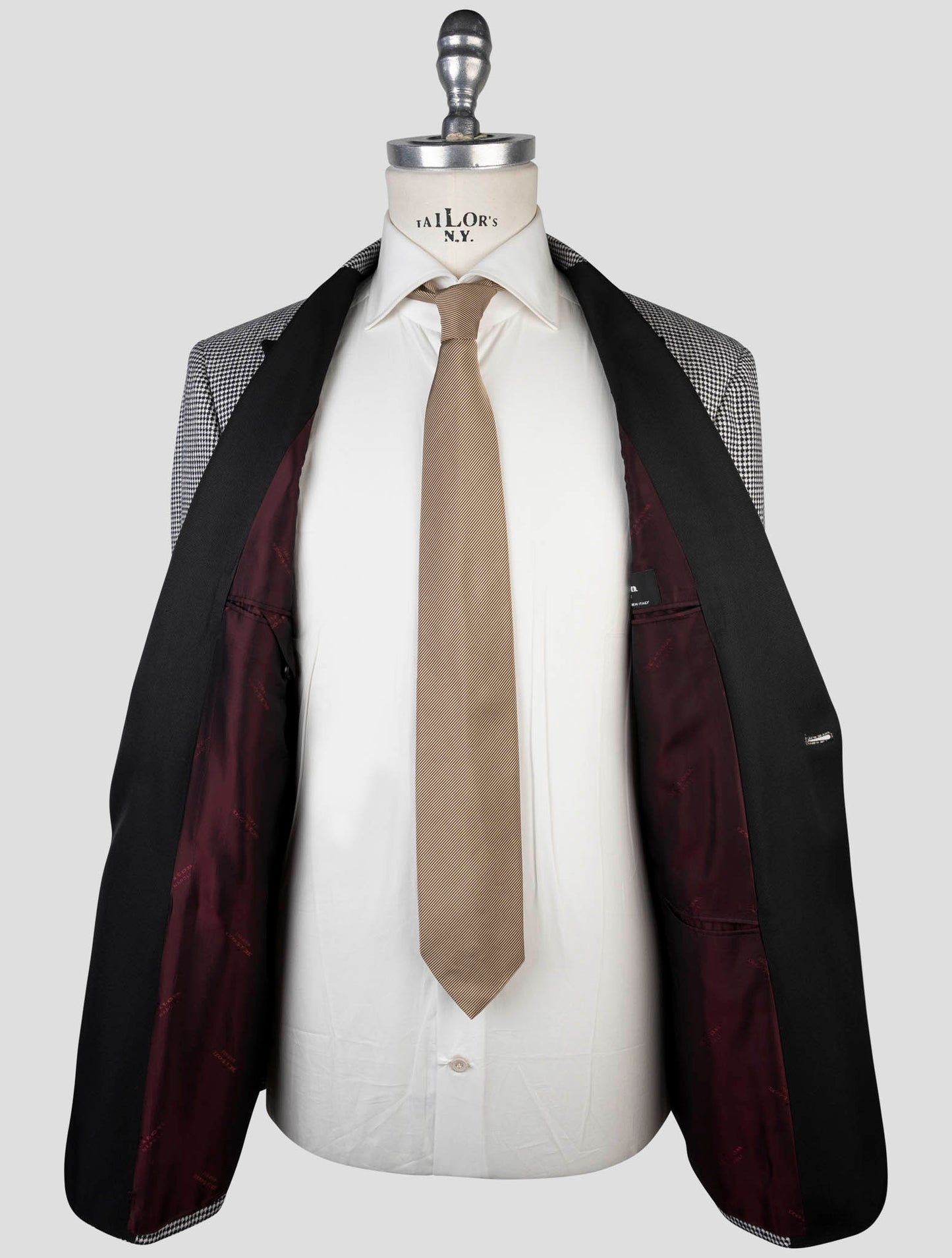 Kiton Black White Cashmere Virgin Wool Silk Linen Smoking Blazer