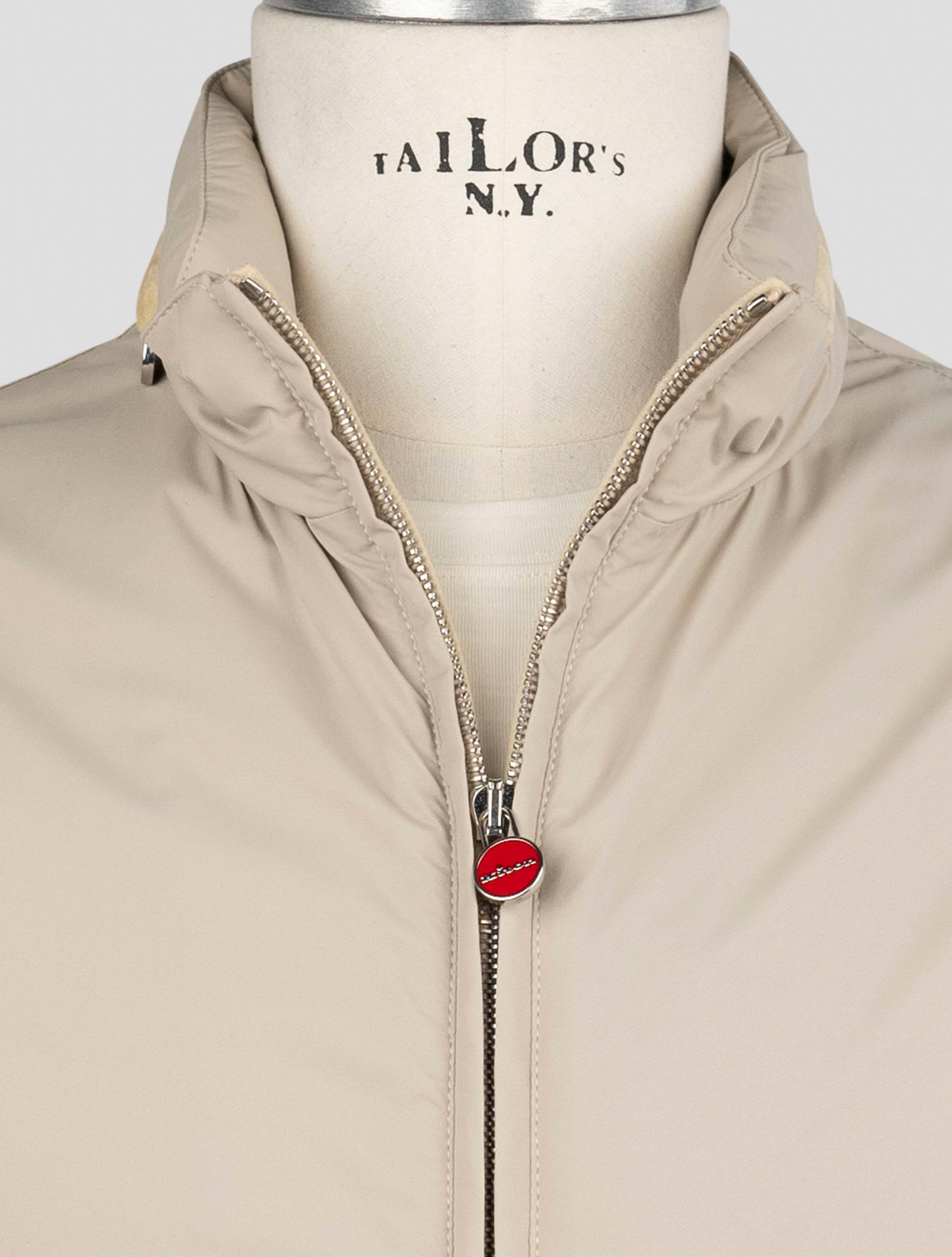 Kiton Beige Pl Gilet