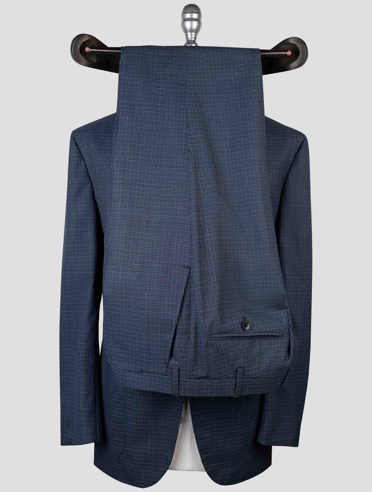 Kiton Blue Virgin Wool 14 Micron Suit