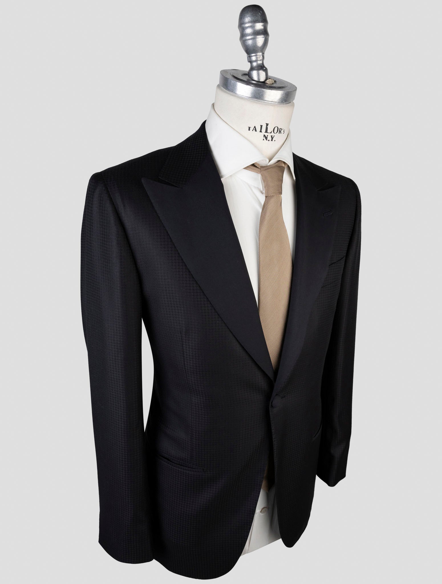 Kiton Black Virgin Wool Silk Smoking Blazer