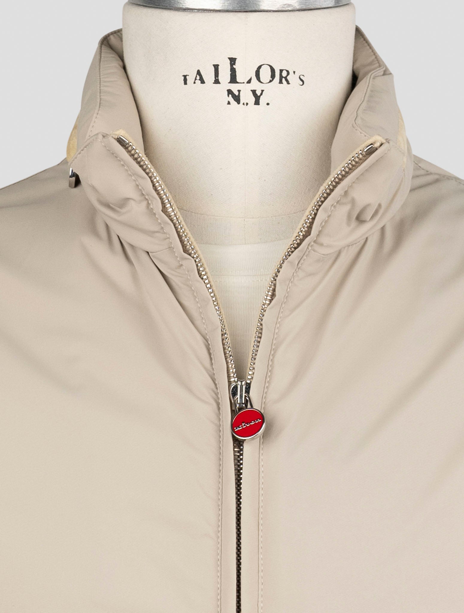 Kiton Beige Pl Gilet