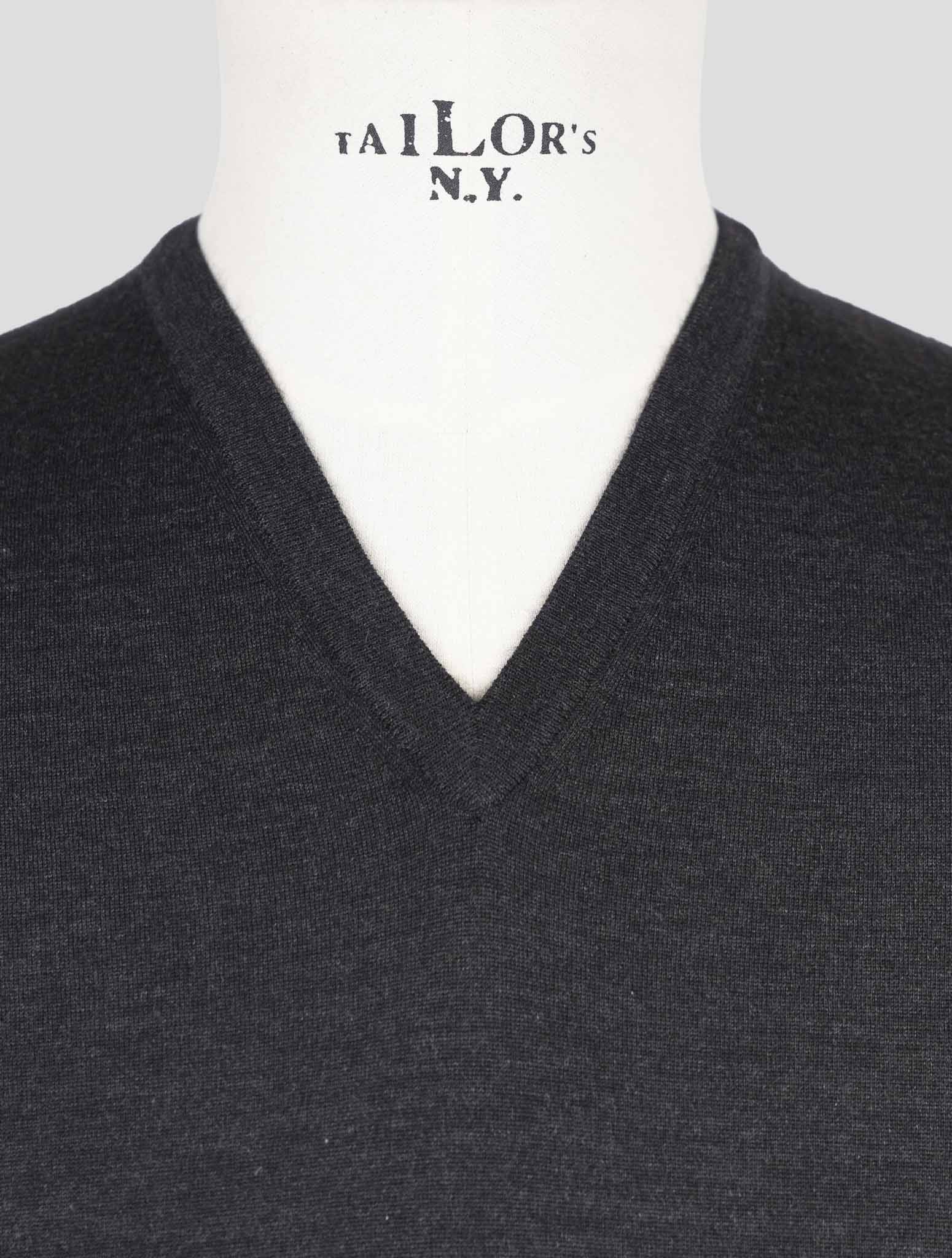 Kiton Dark Gray Cashmere Silk Sweater V-Neck