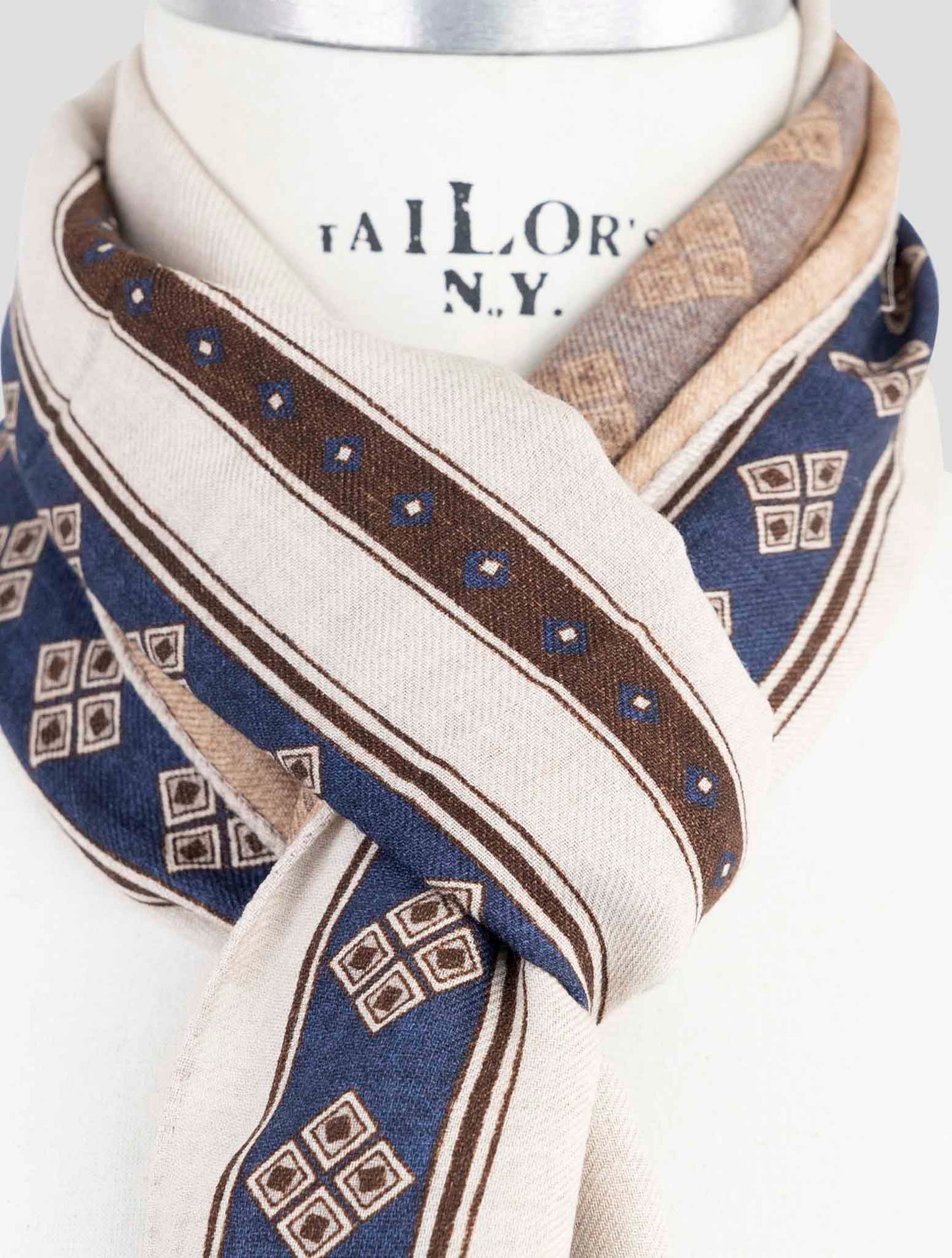 Kiton Beige Wool Scarf
