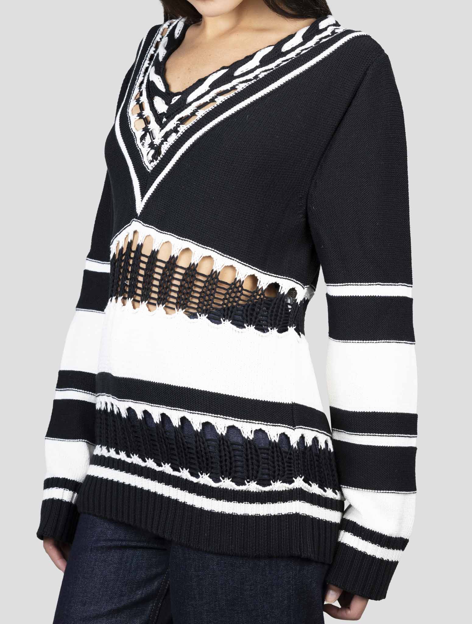 Kiton Black Cashmere Sweater V-Neck