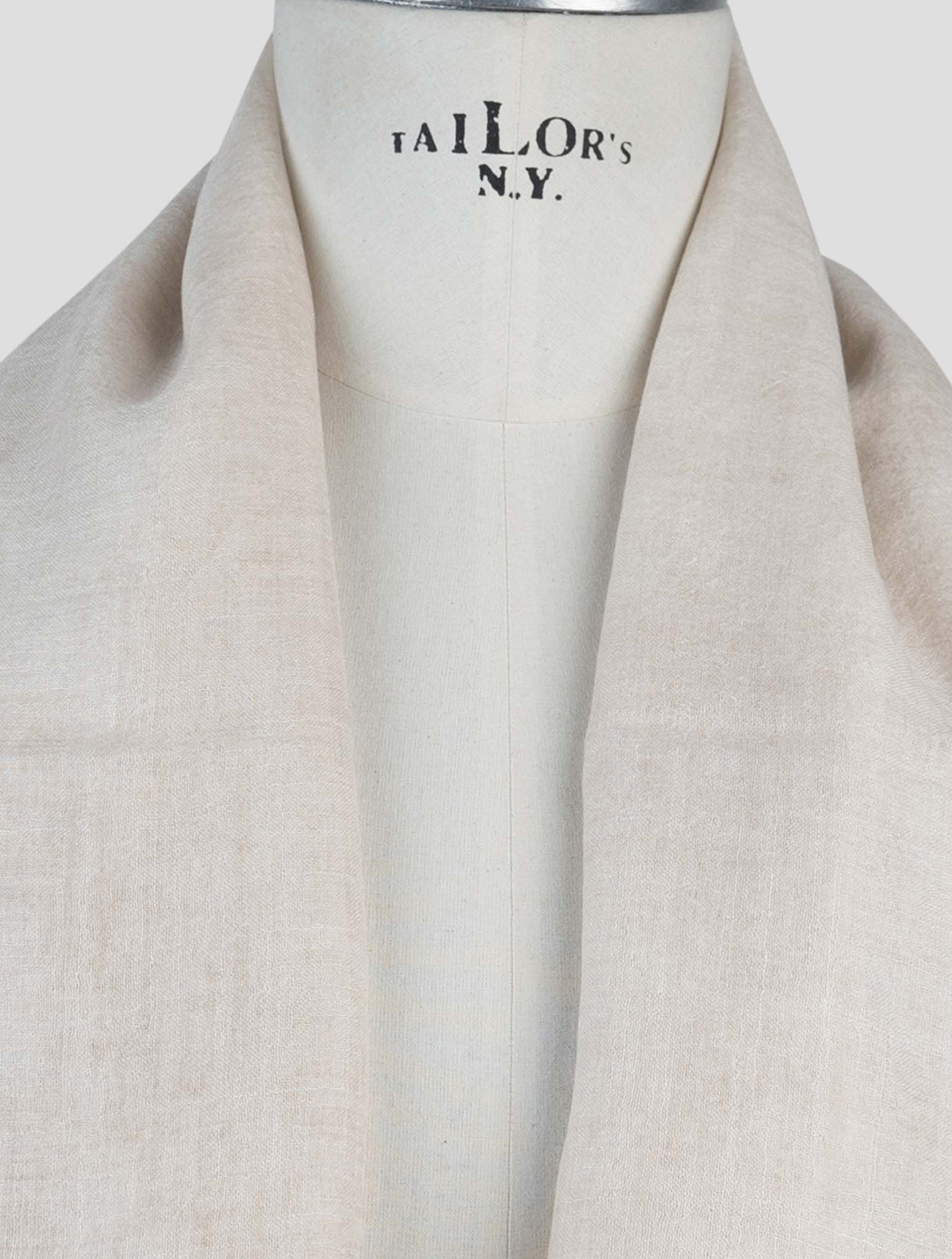 Kiton Beige Cashmere Scarf close-up texture