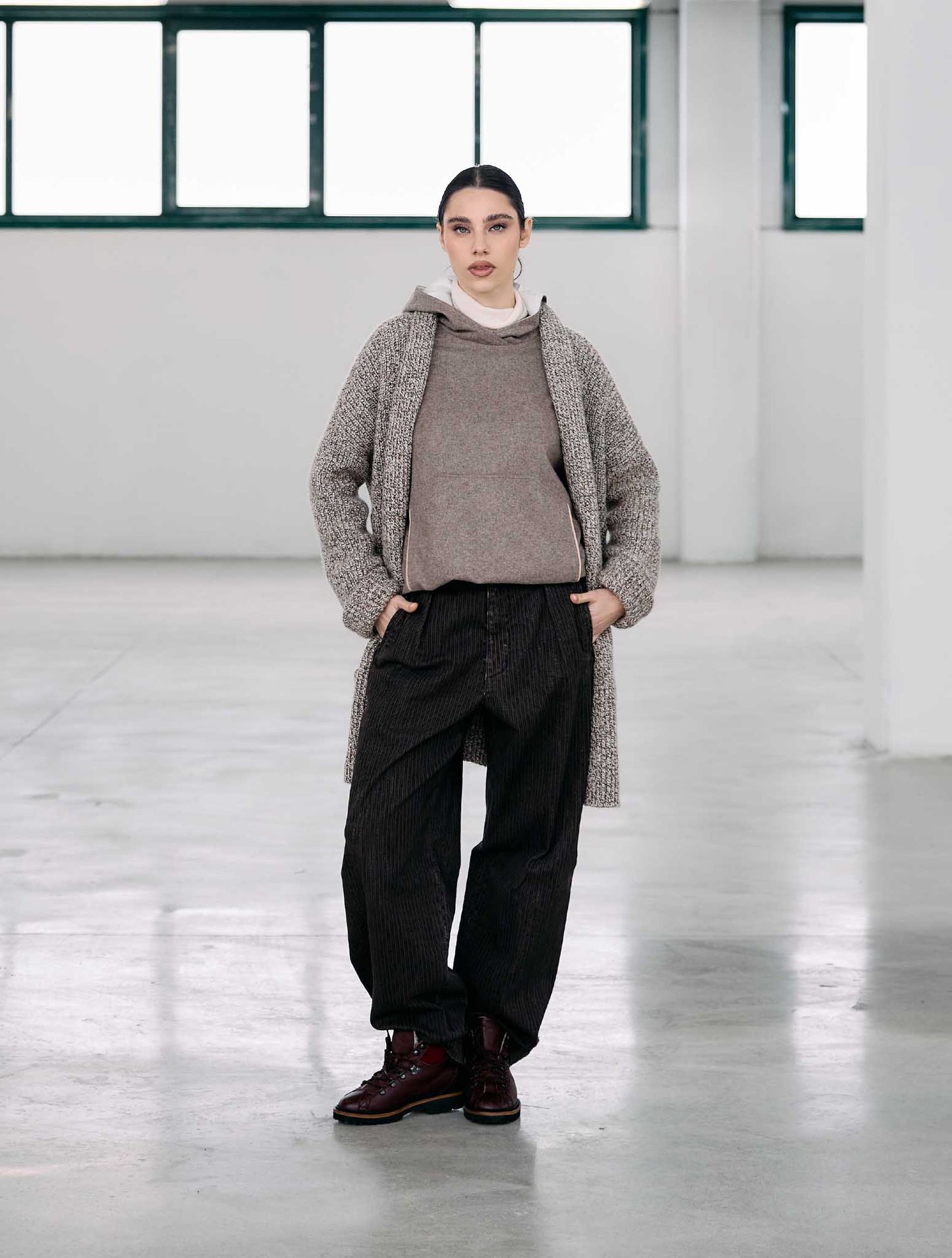 Kiton Beige Cashmere Cardigan