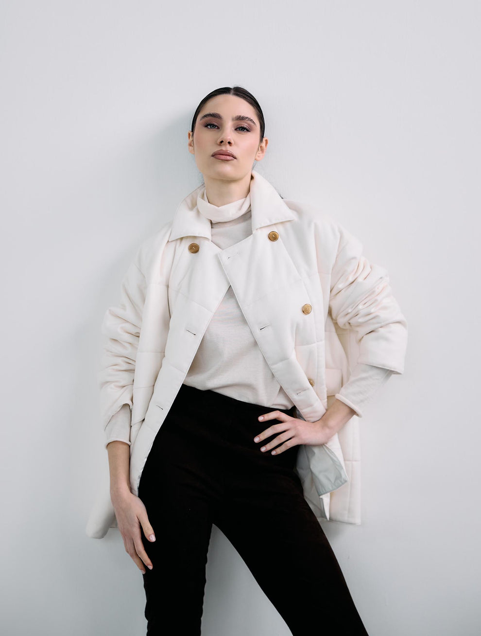 Kiton White Cashmere Coat - image 1